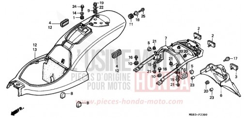 GARDE-BOUE ARRIERE VT600CS de 1995